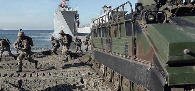 ZIRHLI AMFİBİ HÜCUM ARAÇLARI İÇİN İMZALAR ATILDI