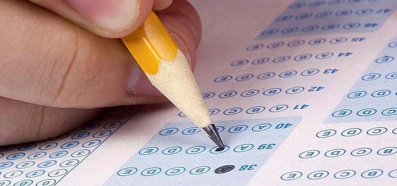 TEZGAHI İTİRAF ETTİ: SORULARI ÇALIP EZBERLETTİLER